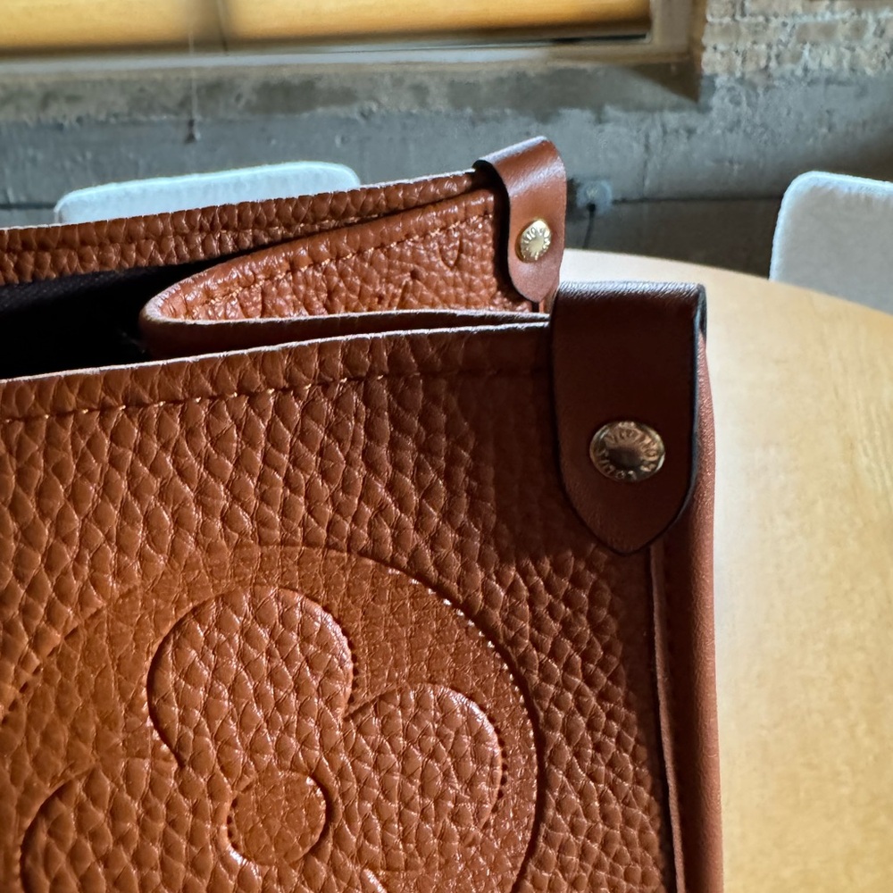 LV Camel Monogram Totebag - Picture 8 of 8